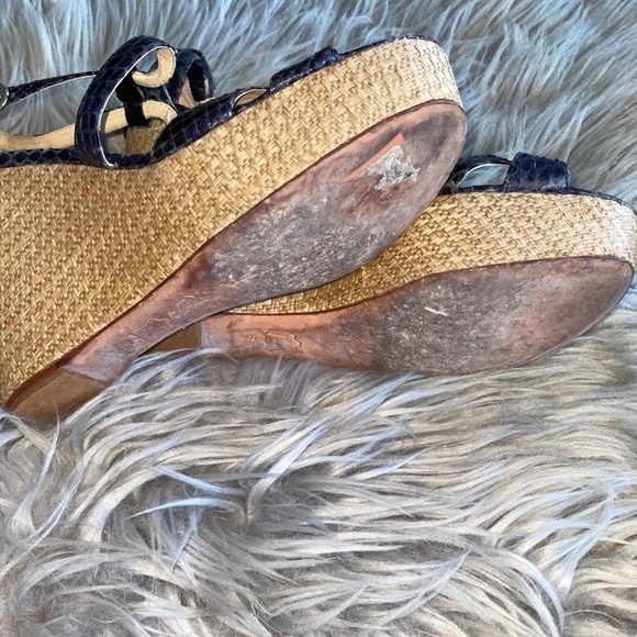 EUC Alexandre Birman Blue Snakeskin Strappy Platform Wedges Size 8.5 - Picture 11 of 12
